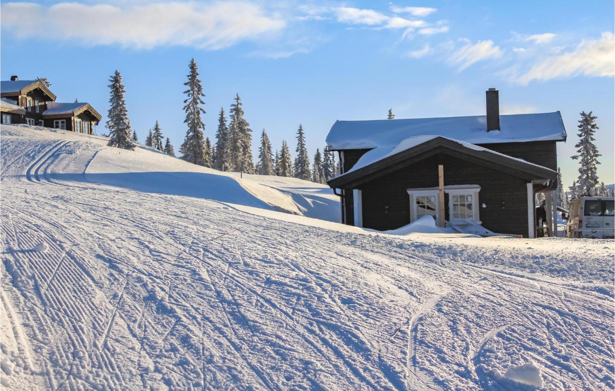 Stunning Home In Sjusjoen With Kitchen Exterior photo